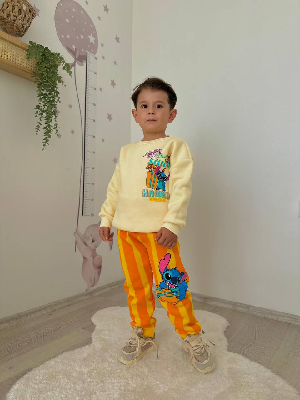 Erkek Çocuk Stitch Hawaii Desenli Eşofman Takımı